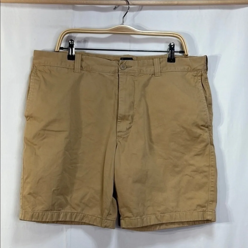 🚢 J. Crew Tan Flat Front Shorts with Classic Design